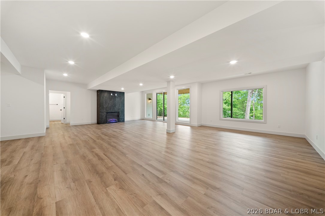 Grand Point - Residential