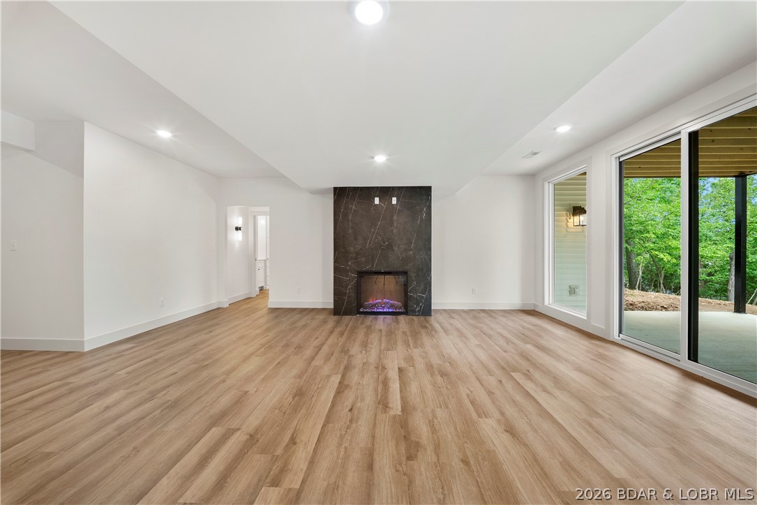 Grand Point - Residential