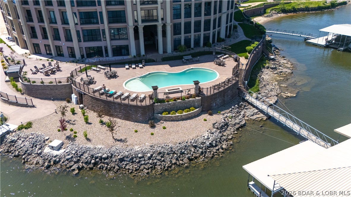 The Hamptons Condominium - Residential