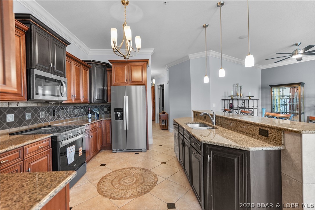 The Hamptons Condominium - Residential