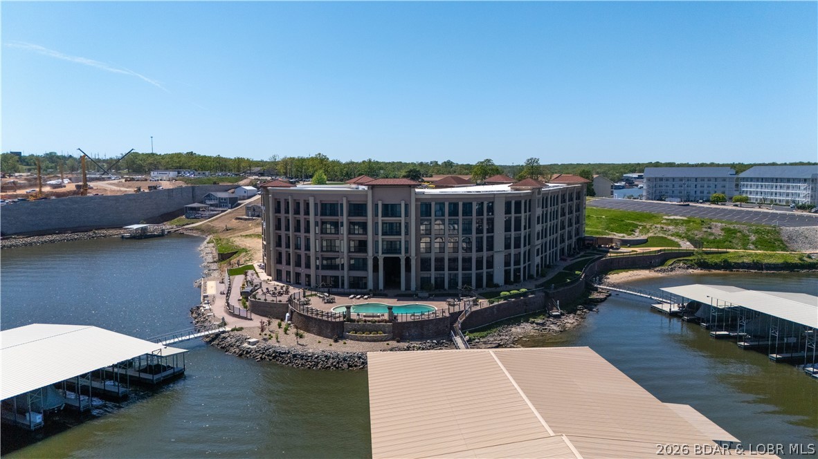 The Hamptons Condominium - Residential