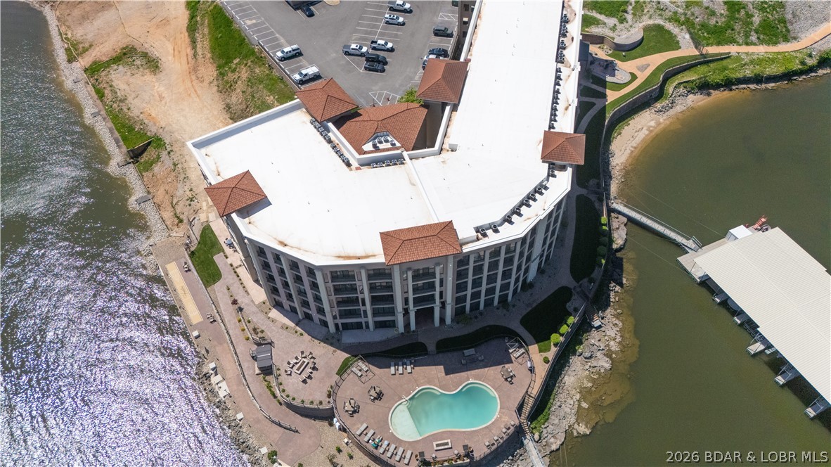 The Hamptons Condominium - Residential