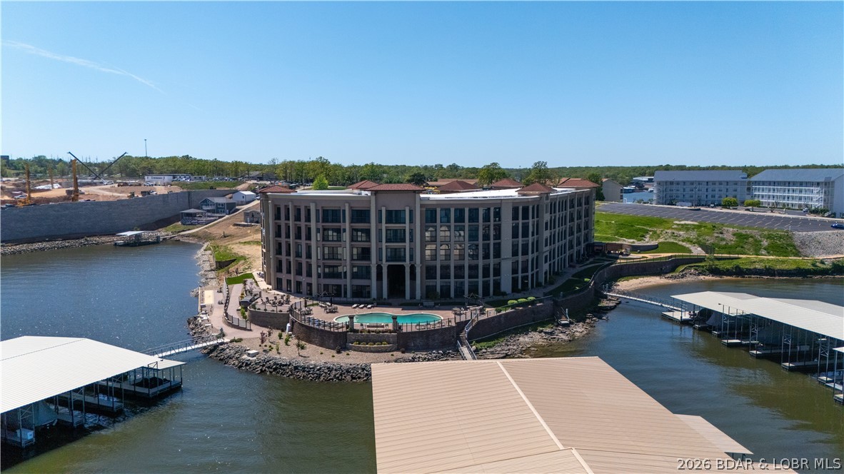 The Hamptons Condominium - Residential