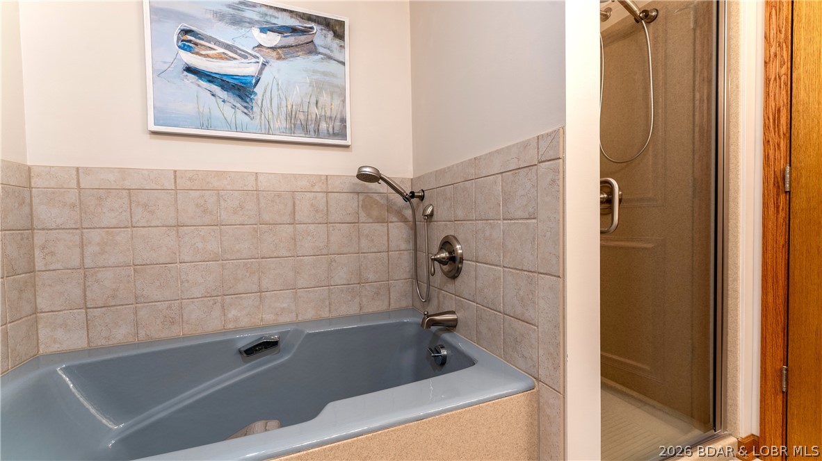 Bluff View Point - Residential