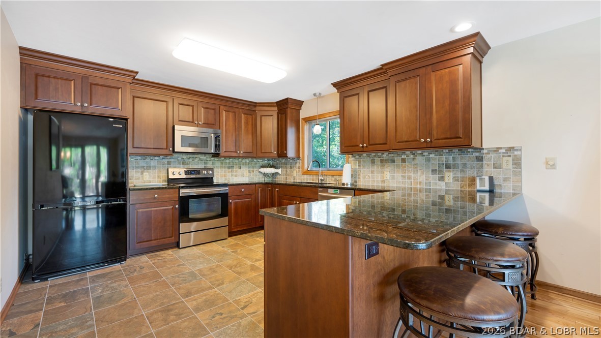 Bluff View Point - Residential