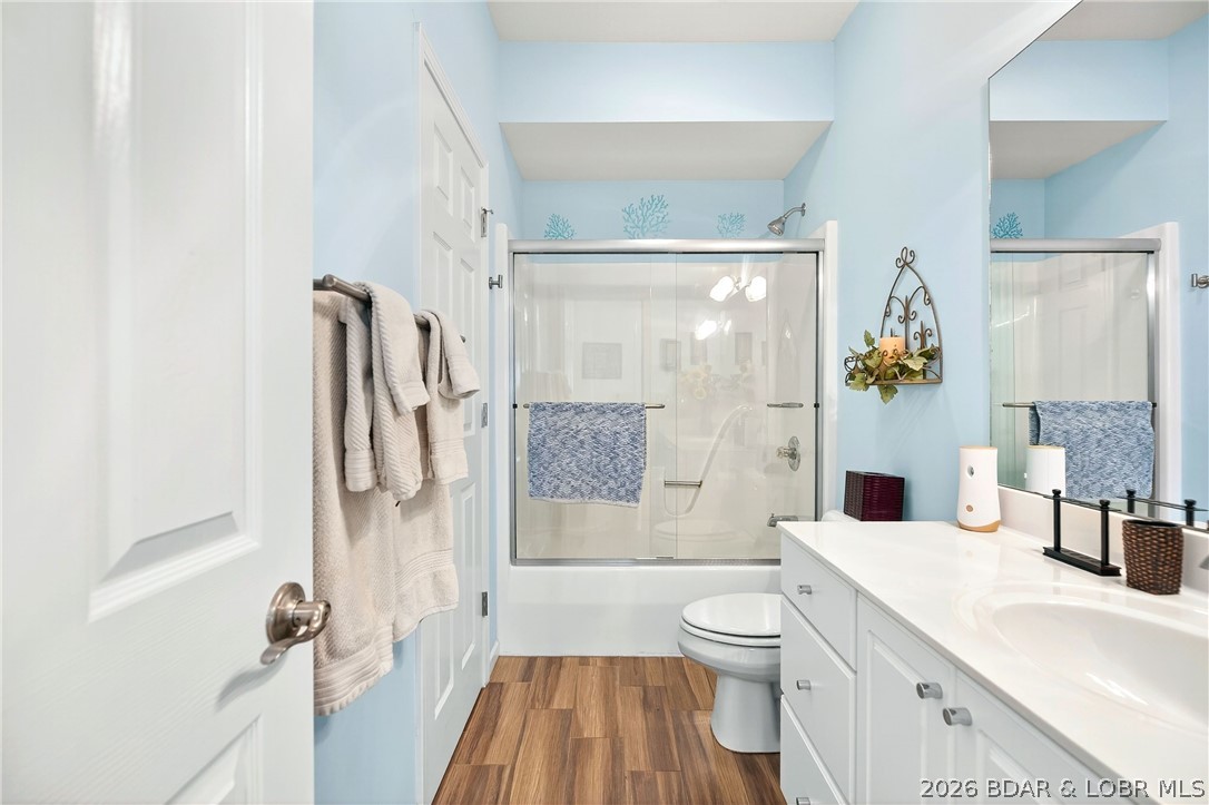 Palisades Condominium - Residential