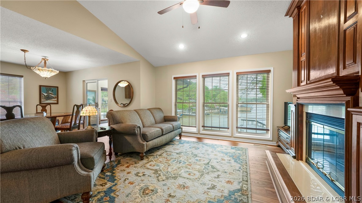Isle Point - Residential