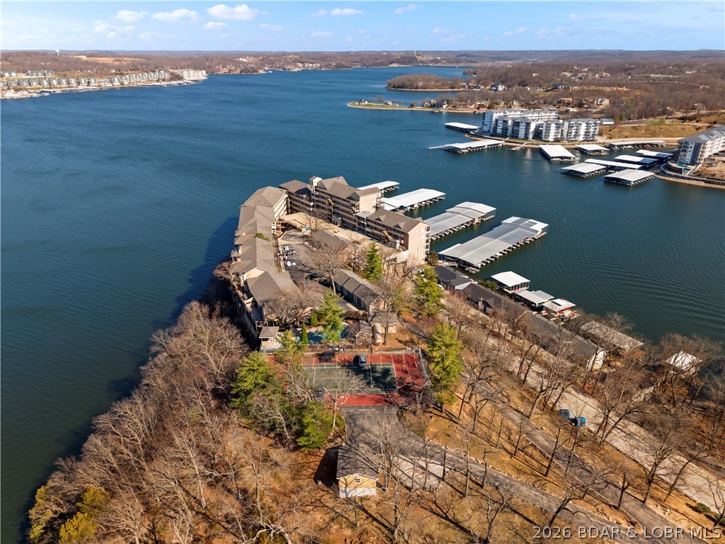 The Falls Condo - Residential