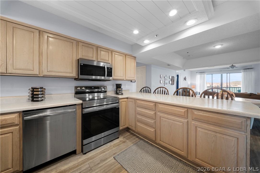 The Falls Condo - Residential