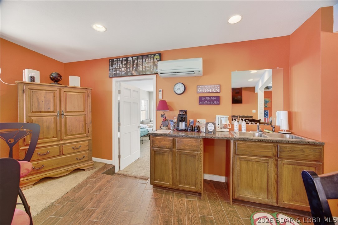 Sunrise Beach - Residential