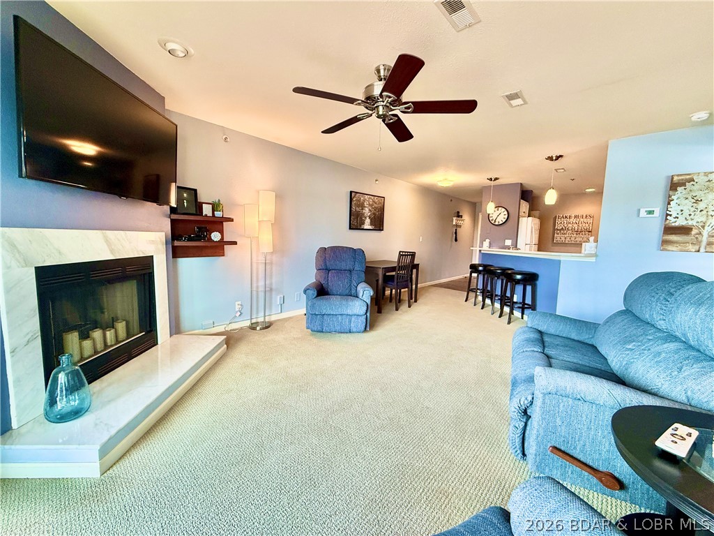 Park Place On The Lake - Residential