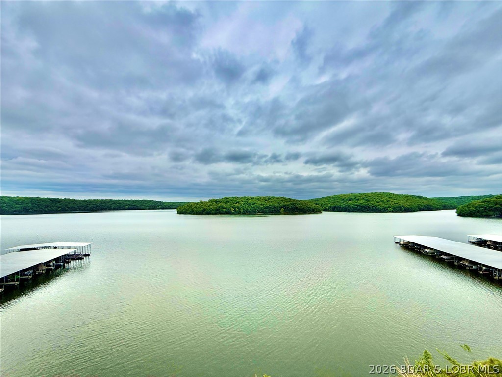 Park Place On The Lake - Residential