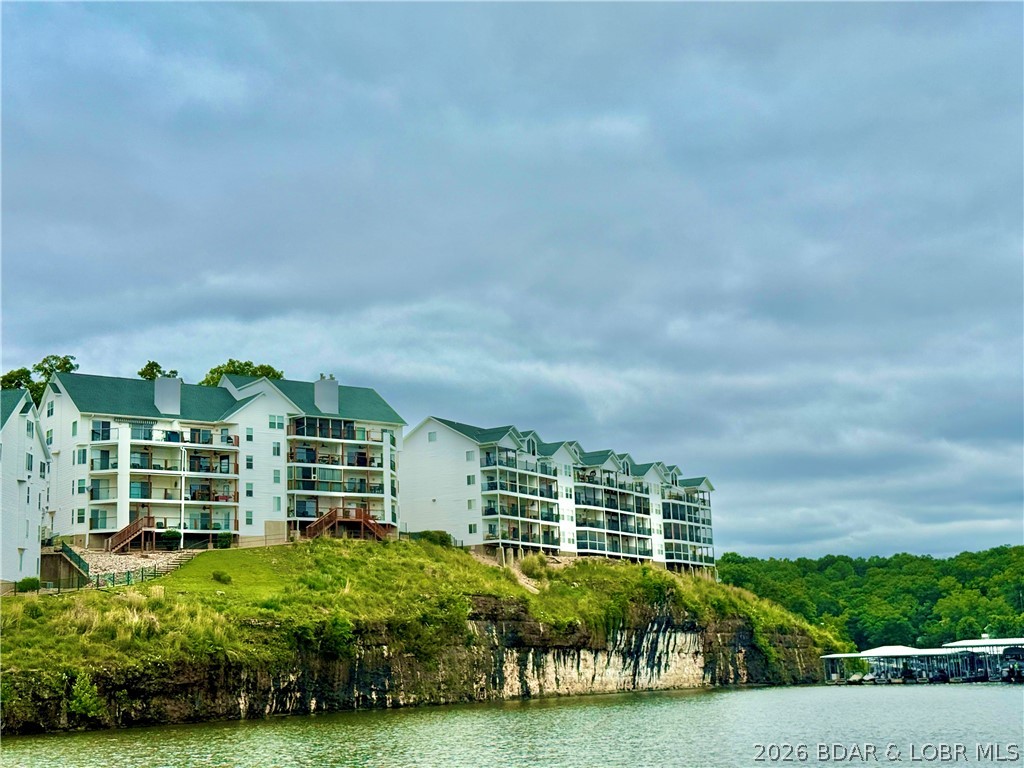 Park Place On The Lake - Residential