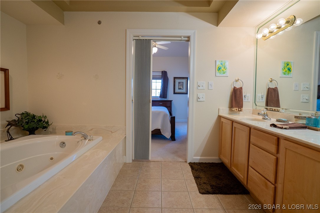 Lighthouse Pointe Condominium - Residential