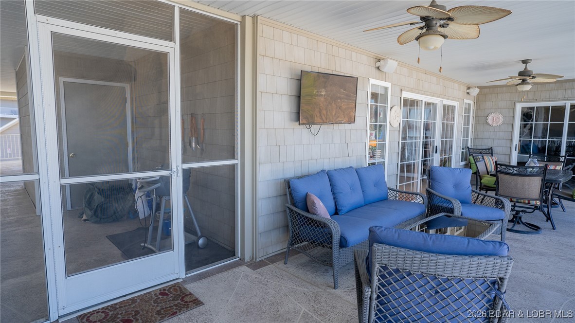 Lighthouse Pointe Condominium - Residential