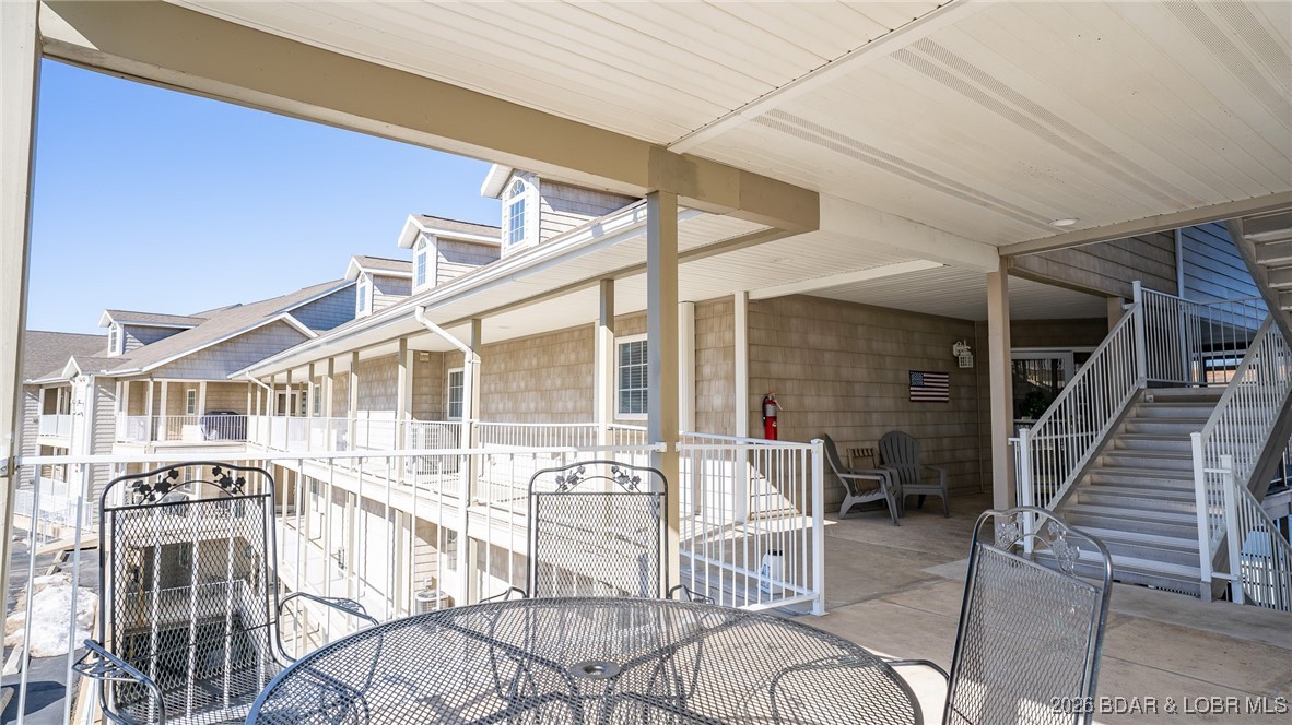 Lighthouse Pointe Condominium - Residential