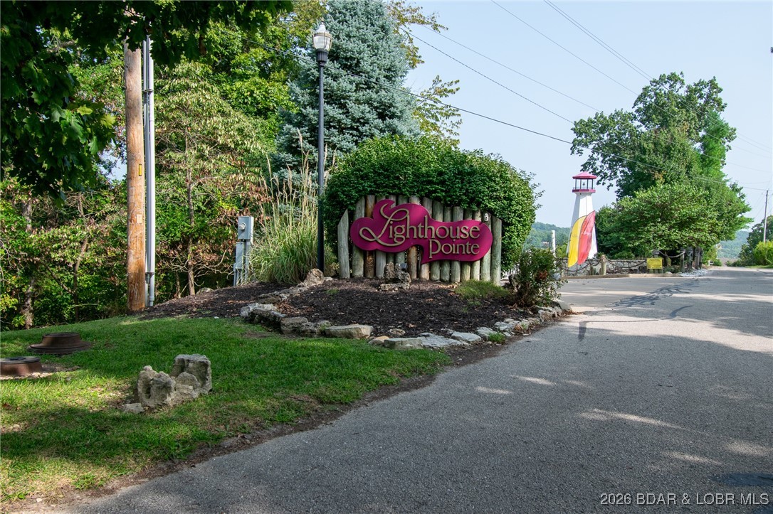 Lighthouse Pointe Condominium - Residential