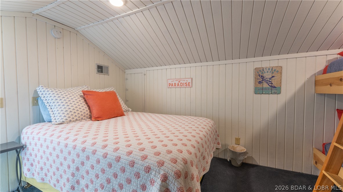 Pelican Bay Condominium - Residential