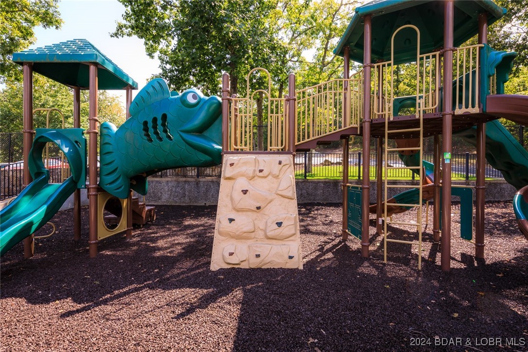 Cornett Cove No. 1 - Land