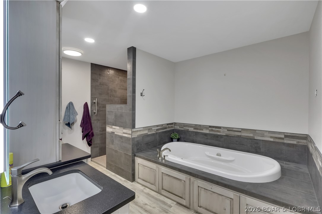 Horseshoe Bend # 10 - Residential