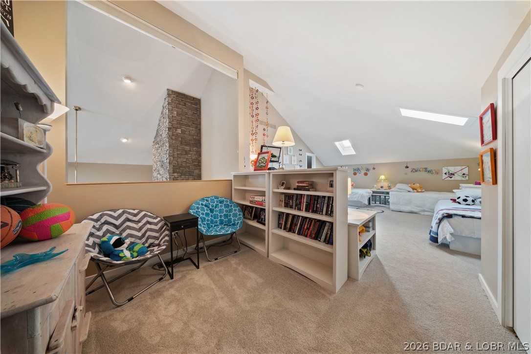 Emerald Bay Condominium - Residential