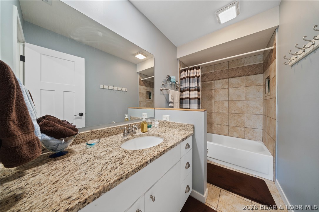 Emerald Bay Condominium - Residential