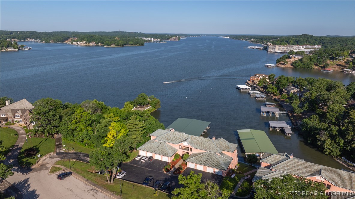 Lake Ozark, Missouri 65049, United States, 2 Bedrooms Bedrooms, ,2 BathroomsBathrooms,Residential,Active,143074