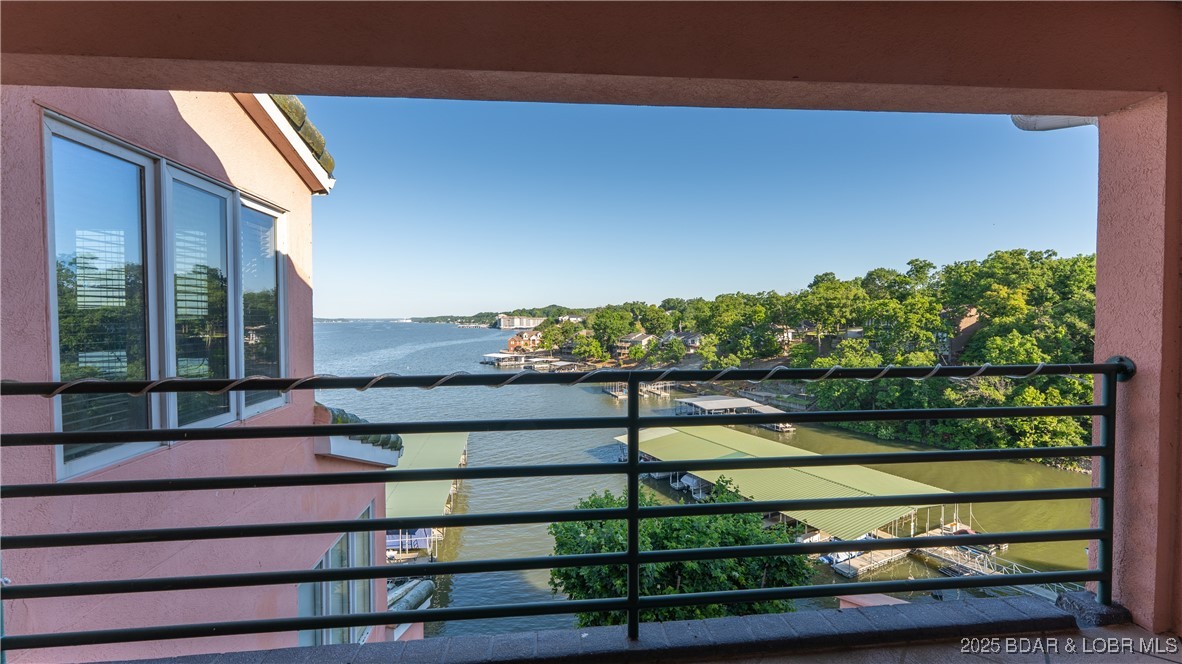 Lake Ozark, Missouri 65049, United States, 2 Bedrooms Bedrooms, ,2 BathroomsBathrooms,Residential,Active,143074