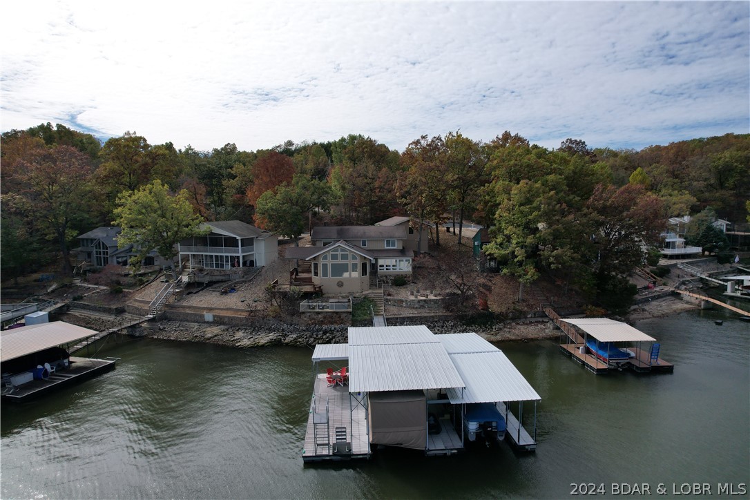 Sunrise Beach, Missouri 65079, United States, 3 Bedrooms Bedrooms, ,3 BathroomsBathrooms,Residential,Contingent,54009