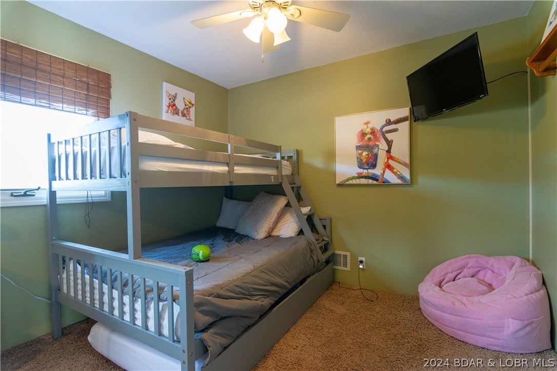 Sunrise Beach, Missouri 65079, United States, 3 Bedrooms Bedrooms, ,3 BathroomsBathrooms,Residential,Contingent,54009