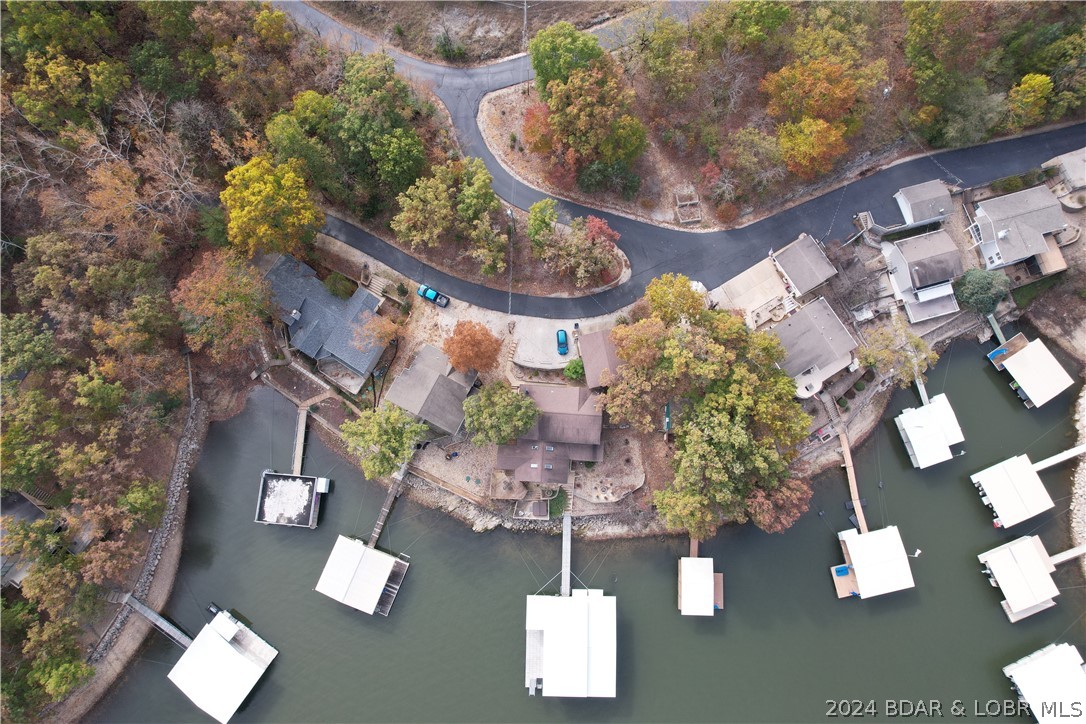 Sunrise Beach, Missouri 65079, United States, 3 Bedrooms Bedrooms, ,3 BathroomsBathrooms,Residential,Contingent,54009