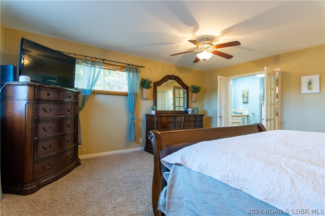 Sunrise Beach, Missouri 65079, United States, 3 Bedrooms Bedrooms, ,3 BathroomsBathrooms,Residential,Contingent,54009