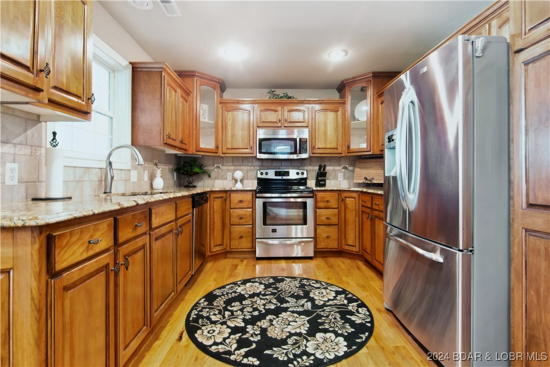 Rocky Mount, Missouri 65072, United States, 5 Bedrooms Bedrooms, ,4 BathroomsBathrooms,Residential,Active,41830