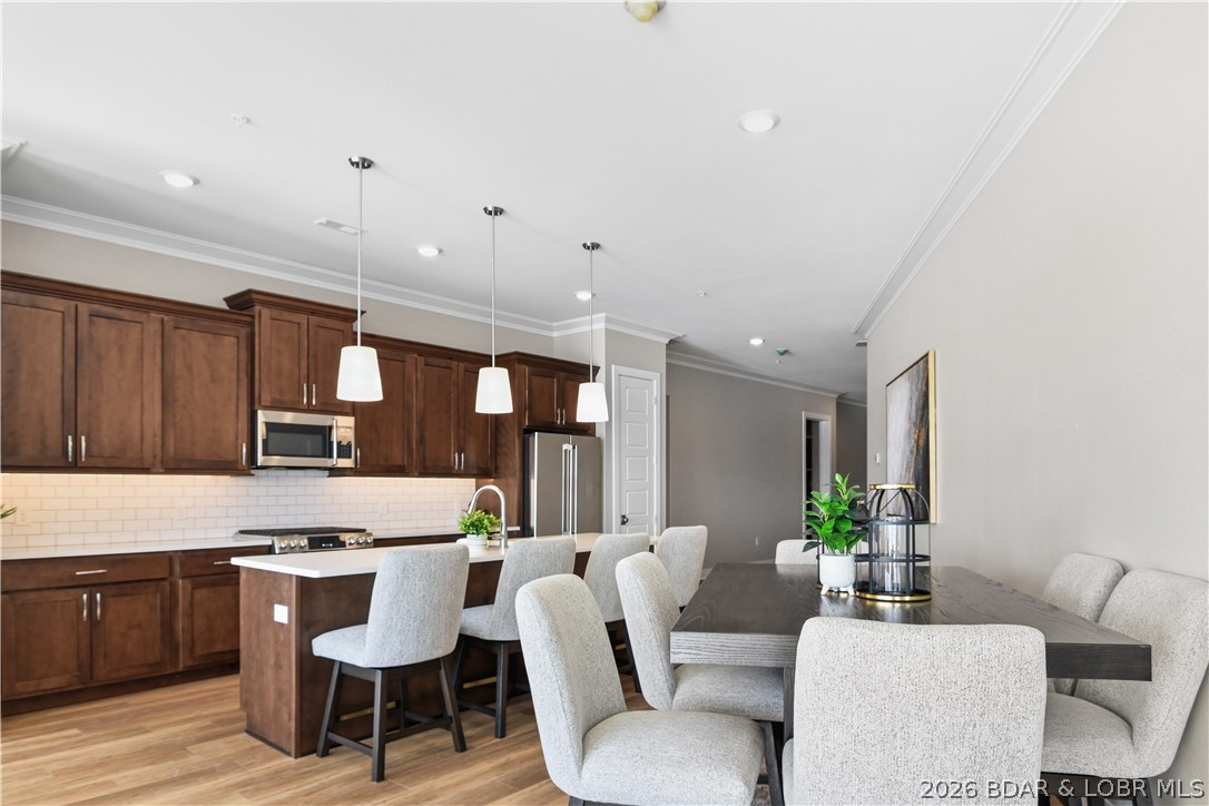 The Hamptons Condominium - Residential