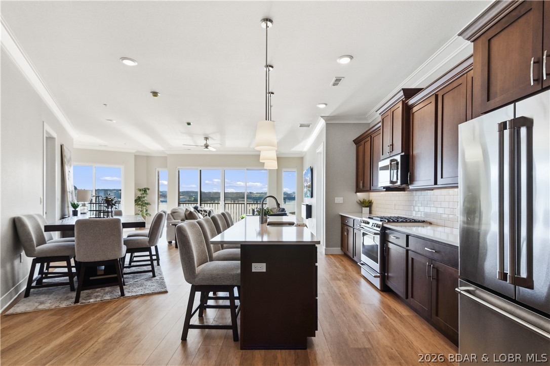 The Hamptons Condominium - Residential