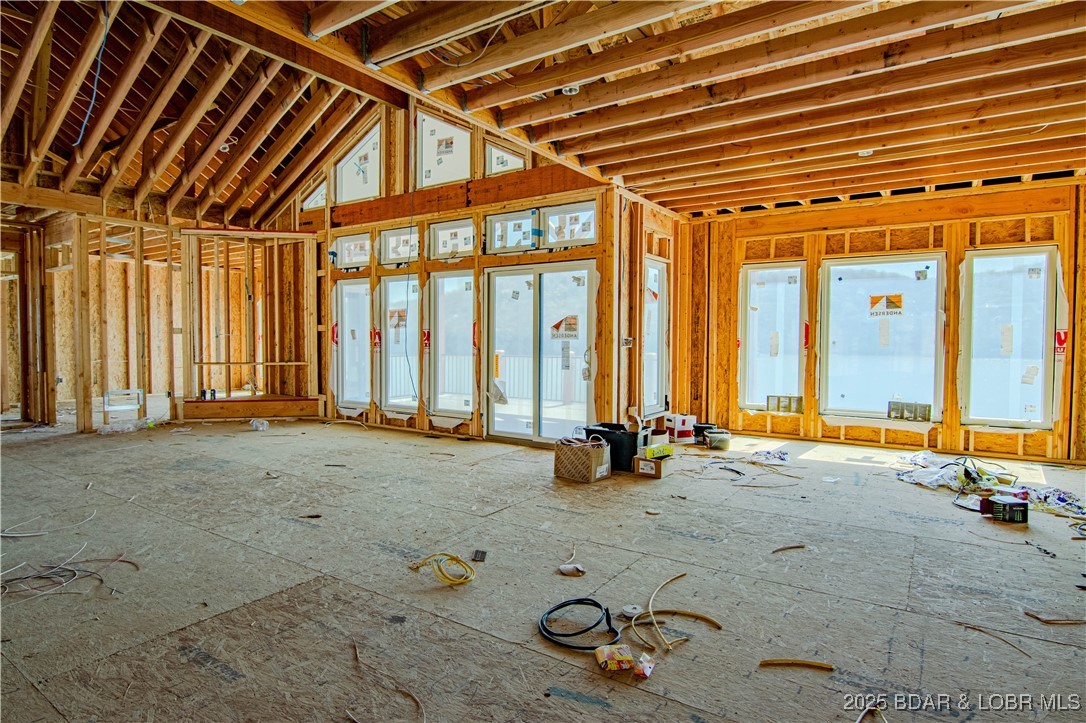 Climax Springs, Missouri 65324, United States, 4 Bedrooms Bedrooms, ,4 BathroomsBathrooms,Residential,Active,23812