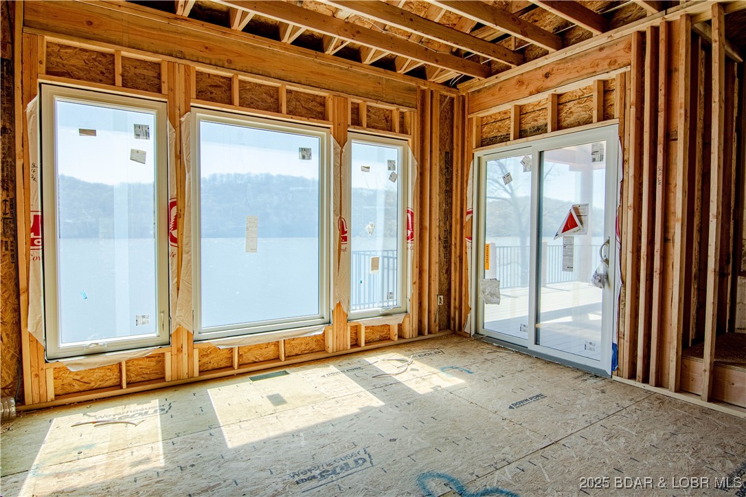 Climax Springs, Missouri 65324, United States, 4 Bedrooms Bedrooms, ,4 BathroomsBathrooms,Residential,Active,23812