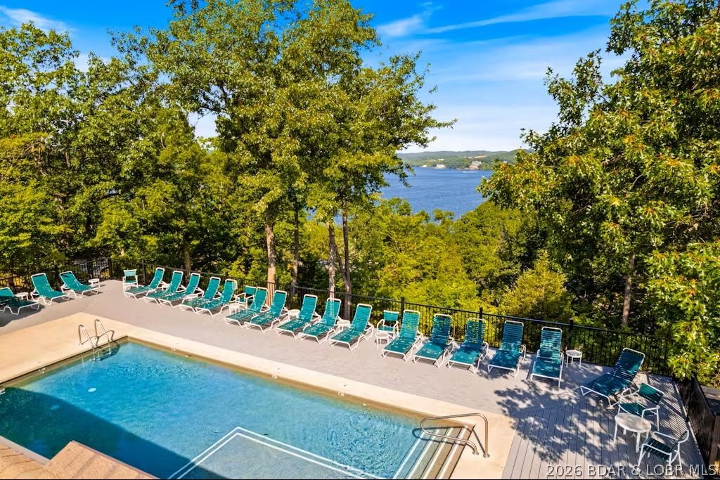 Tan-Tar-A Estates - Residential