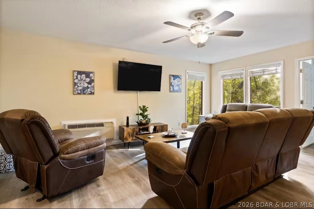 Tan-Tar-A Estates - Residential