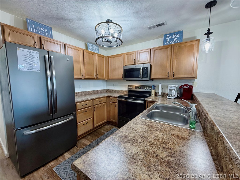 Highland Shores Condominium - Residential