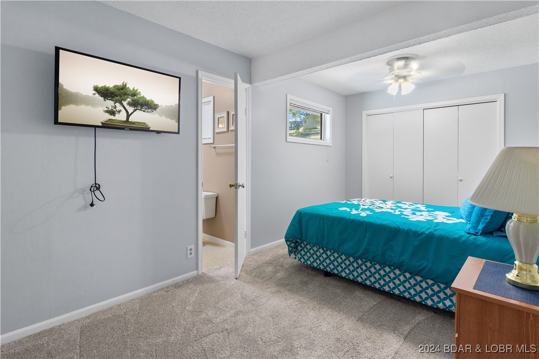 Sunrise Beach, Missouri 65079, United States, 3 Bedrooms Bedrooms, ,2 BathroomsBathrooms,Residential,Contingent,45928