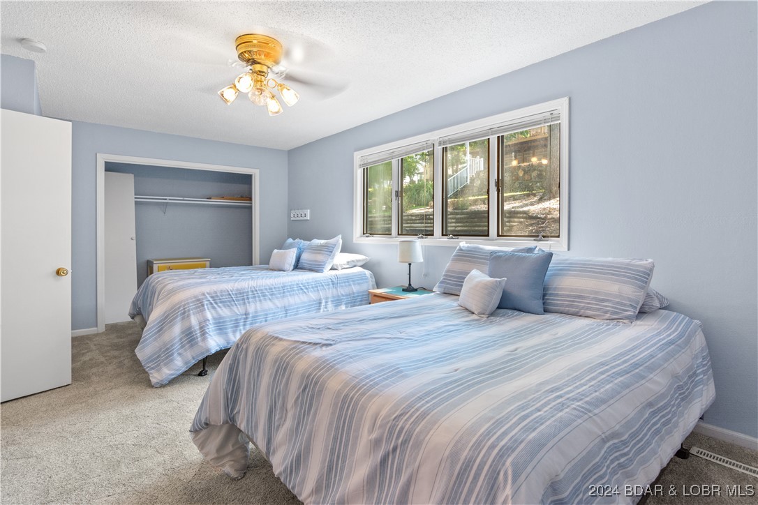 Sunrise Beach, Missouri 65079, United States, 3 Bedrooms Bedrooms, ,2 BathroomsBathrooms,Residential,Contingent,45928