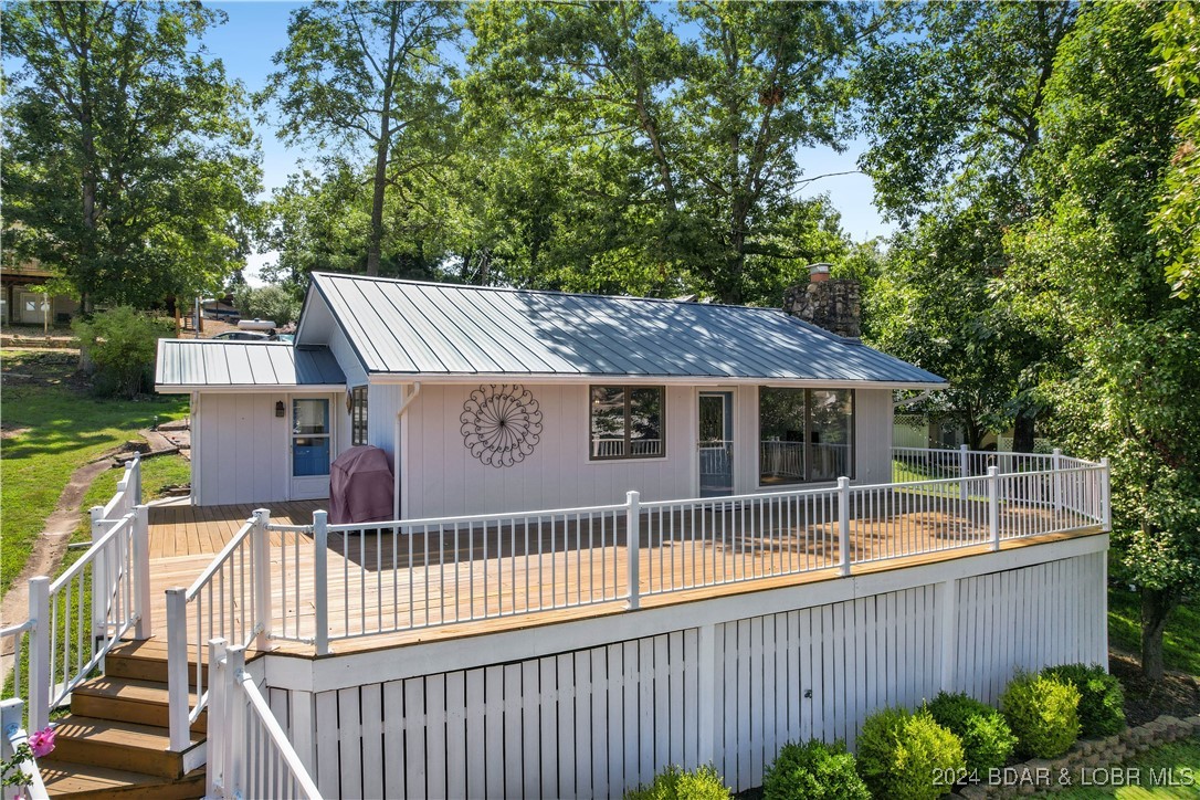 Sunrise Beach, Missouri 65079, United States, 3 Bedrooms Bedrooms, ,2 BathroomsBathrooms,Residential,Contingent,45928