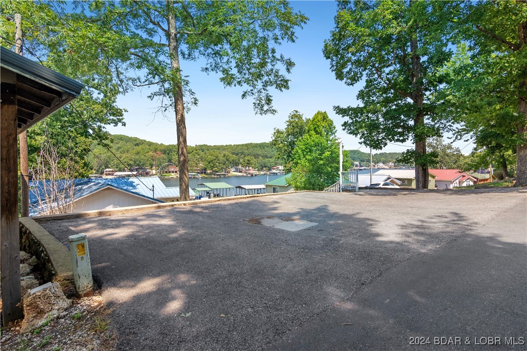 Sunrise Beach, Missouri 65079, United States, 3 Bedrooms Bedrooms, ,2 BathroomsBathrooms,Residential,Contingent,45928