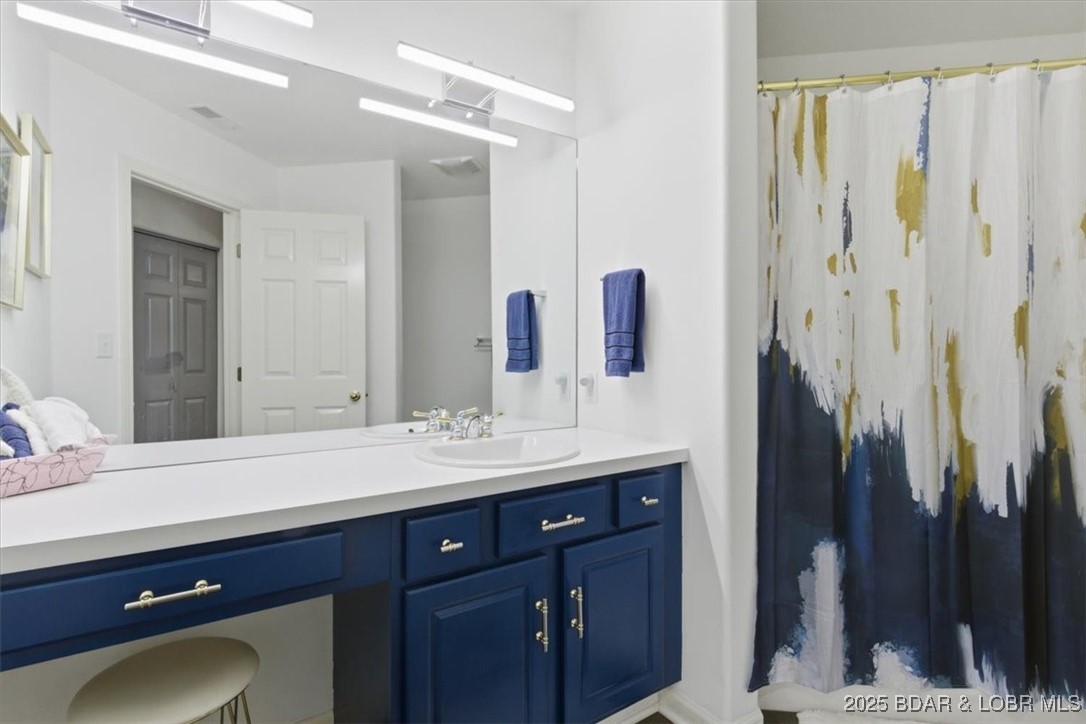 Emerald Bay Condominium - Residential