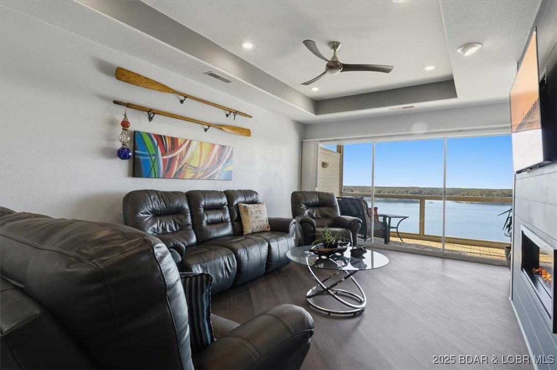 Emerald Bay Condominium - Residential