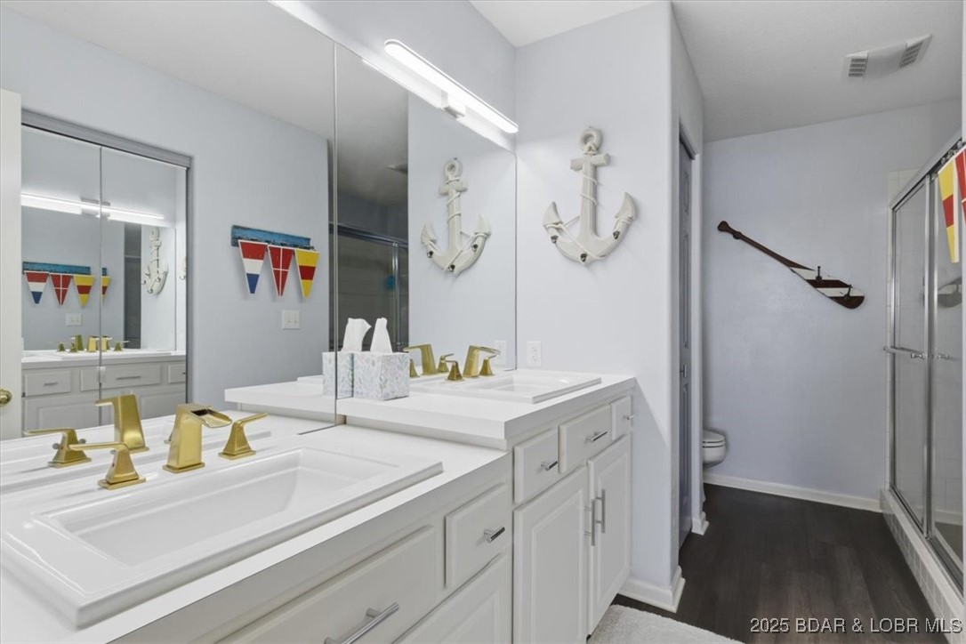 Emerald Bay Condominium - Residential