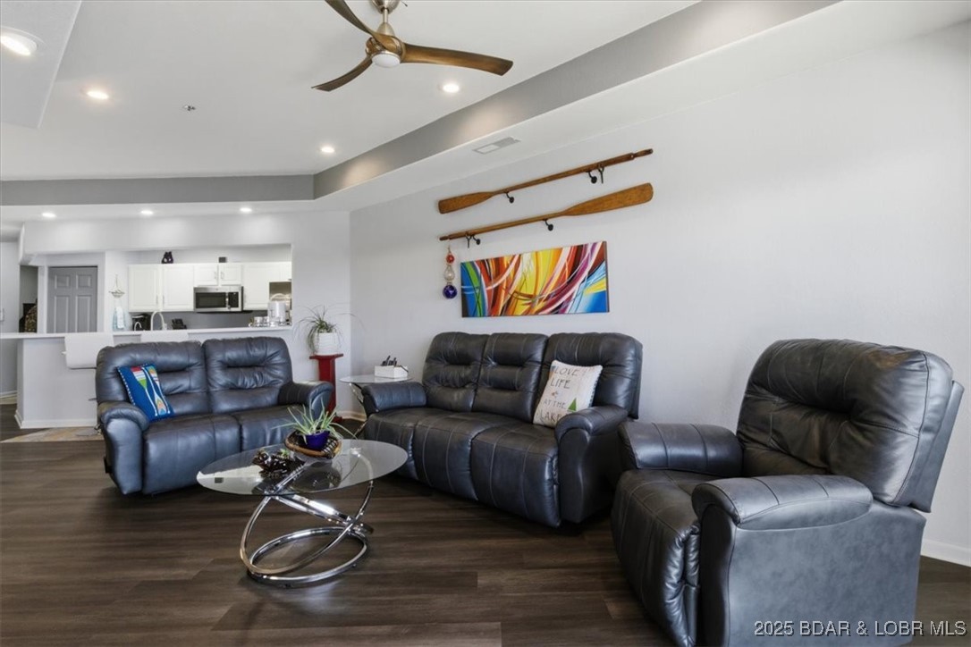 Emerald Bay Condominium - Residential