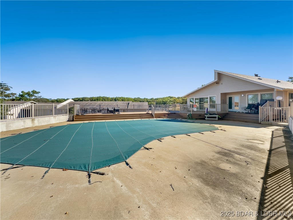 11 West Condominiums - Residential