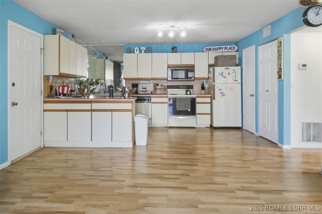 Southwood Shores Condominium - Residential